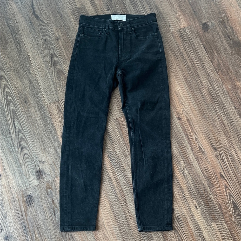 Everlane slim straight jean black size 25 ankle crop